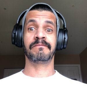 Meet your Posher, Wallas